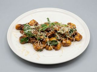 Gnocchi z kurczakiem i kurkami
