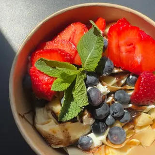 PancakeBOWL z owocami