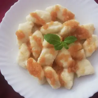Leniwe z bułką tartą na masełku