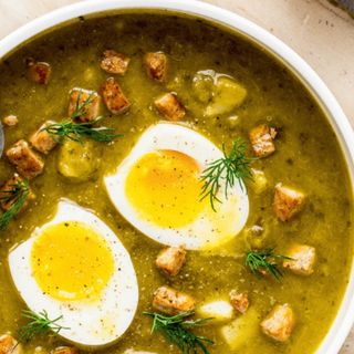 Zupa szczawiowa z jajkiem 