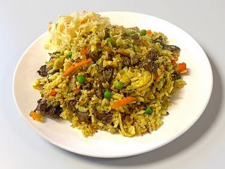 Ryż smażony z wołowiną