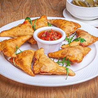 Empanadas z wołowiną 8 szt