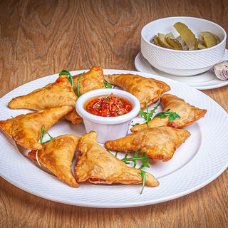 Empanadas z wołowiną 8szt