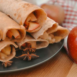 Naleśniki z jabłkiem 2szt