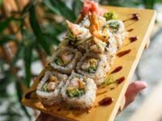 Uramaki Krewetki w tempurze na słodko