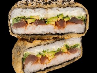 Ika sandwich z tuńczykiem