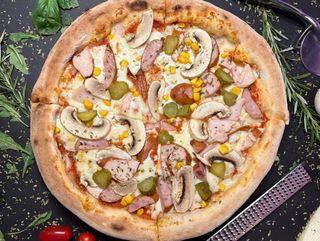 Pizza farmer