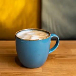 AMERICANO Z MLEKIEM DUŻE 440 ml