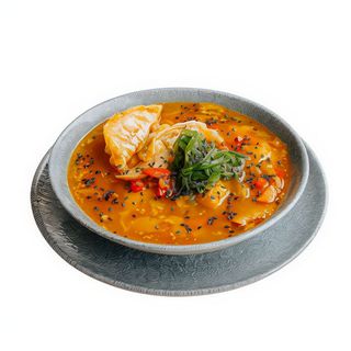 Koreańska Zupa z Kaczką i Smażonymi Pierożkami Gyoza