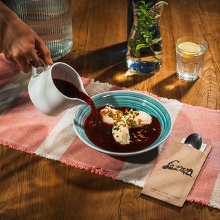 Barszcz czerwony na firmowym zakwasie z puree