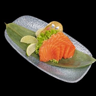 Sashimi z łososiem 80g / 60g