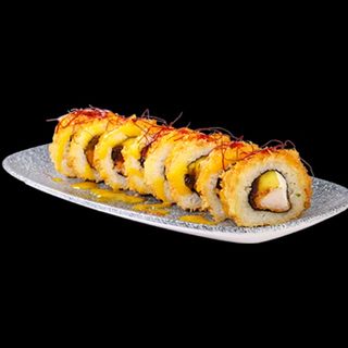 CHRUPIĄCE URAMAKI Z KURCZAKIEM I MANGO 8 SZT.