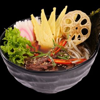 Ramen z wołowiną 500g