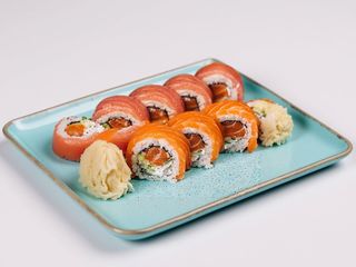 Łosoś, serek, ogórek, awokado - łosoś/tuńczyk