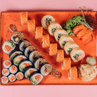 FEBRUARY SALMON (35szt)