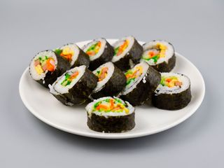 Futomaki Łosoś Wędzony 12szt