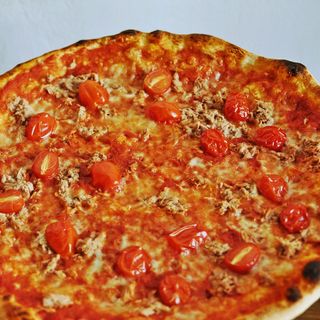 Pizza Tuna