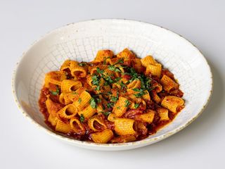 Rigatoni mezzi amatriciana