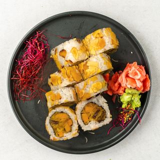 Golden Vegan Roll