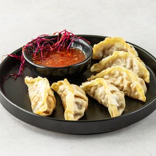 Pierożki Gyoza z Kurczakiem