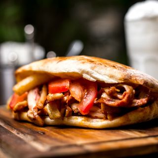 Kebab bułka tylko mięso