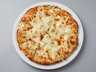 Pizza Serowa średnia