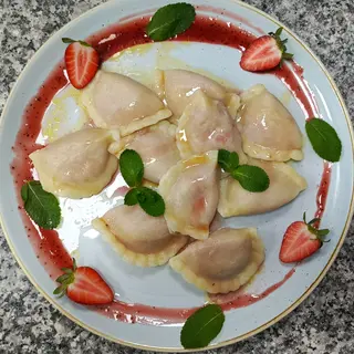 Pierogi z malinami i mascarpone 10 szt