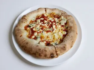Pizza Serowa Uczta 32cm