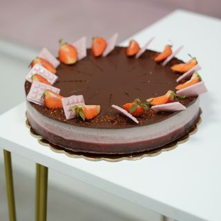Strawberry Milka tart