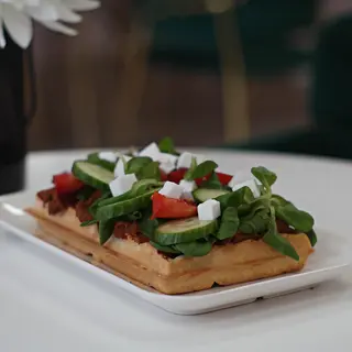Savory waffle with sun-dried tomato & vegan feta