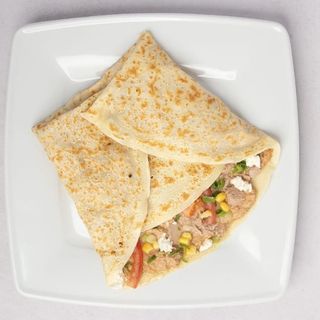 Naleśnik z tuńczykiem