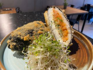 Sushi Burger Tatar z łososia