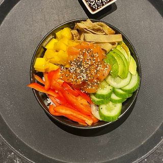 Poke Bowl Łosoś Teriyaki