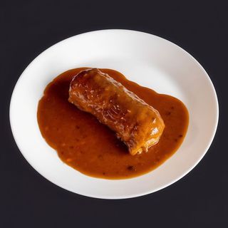 Zraz wieprzowy w ciemnym sosie