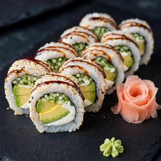UROMAKI AWOKADO 8 SZT