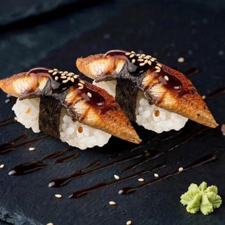 NIGIRI WĘGORZ PIECZONY 2 SZT