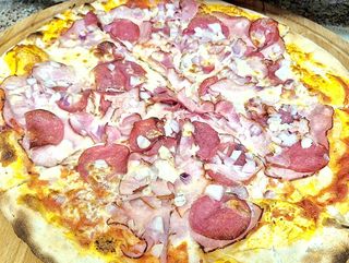 Pizza Caciatore 24cm