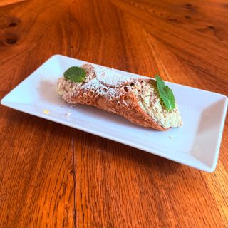 Cannoli pistacchi
