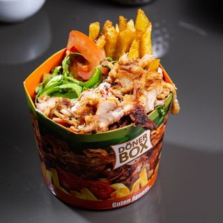 Box doner kebab z baraniną (w boxie)