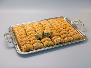 Baklawa turecka (ciasto filo, orzechy, syrop) 2szt