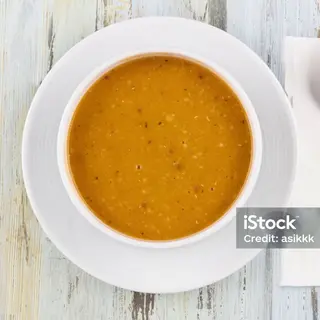 Zupa gorąca i kwaśna z warzywami