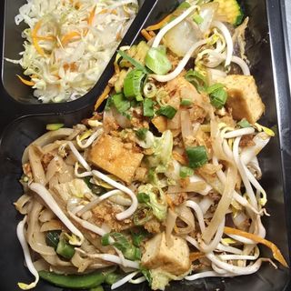 Pad thai z tofu
