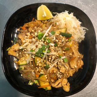 Pad thai z kurczakiem