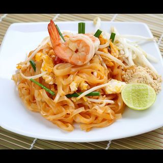 Pad thai z krewetkami