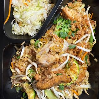 Ryż smażony z kaczką i warzywami