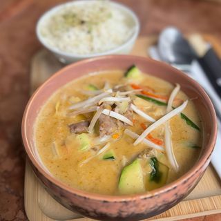 Wieprzowina z zielonym curry