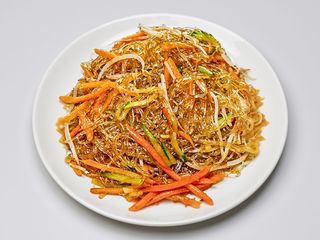 Makaron sojowy smażony