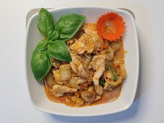 Kurczak z czerwonym curry