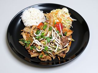 Wołowina z bambusem