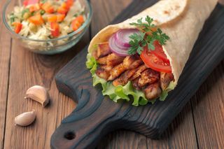 Kebab z polędwiczkami Tortilla mały